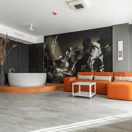Sky Orange Jacuzzi 28 Floor Apartment Klaipeda Exterior photo