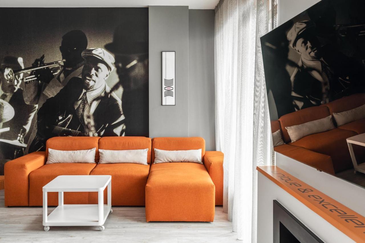 Sky Orange Jacuzzi 28 Floor Apartment