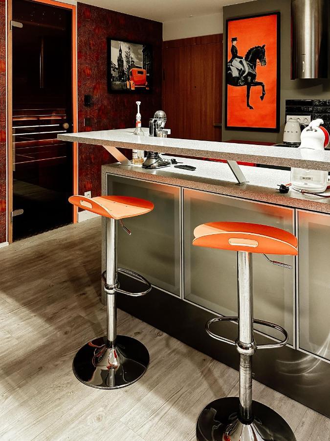 Апартаменты Sky Orange Jacuzzi 28 Floor Клайпеда